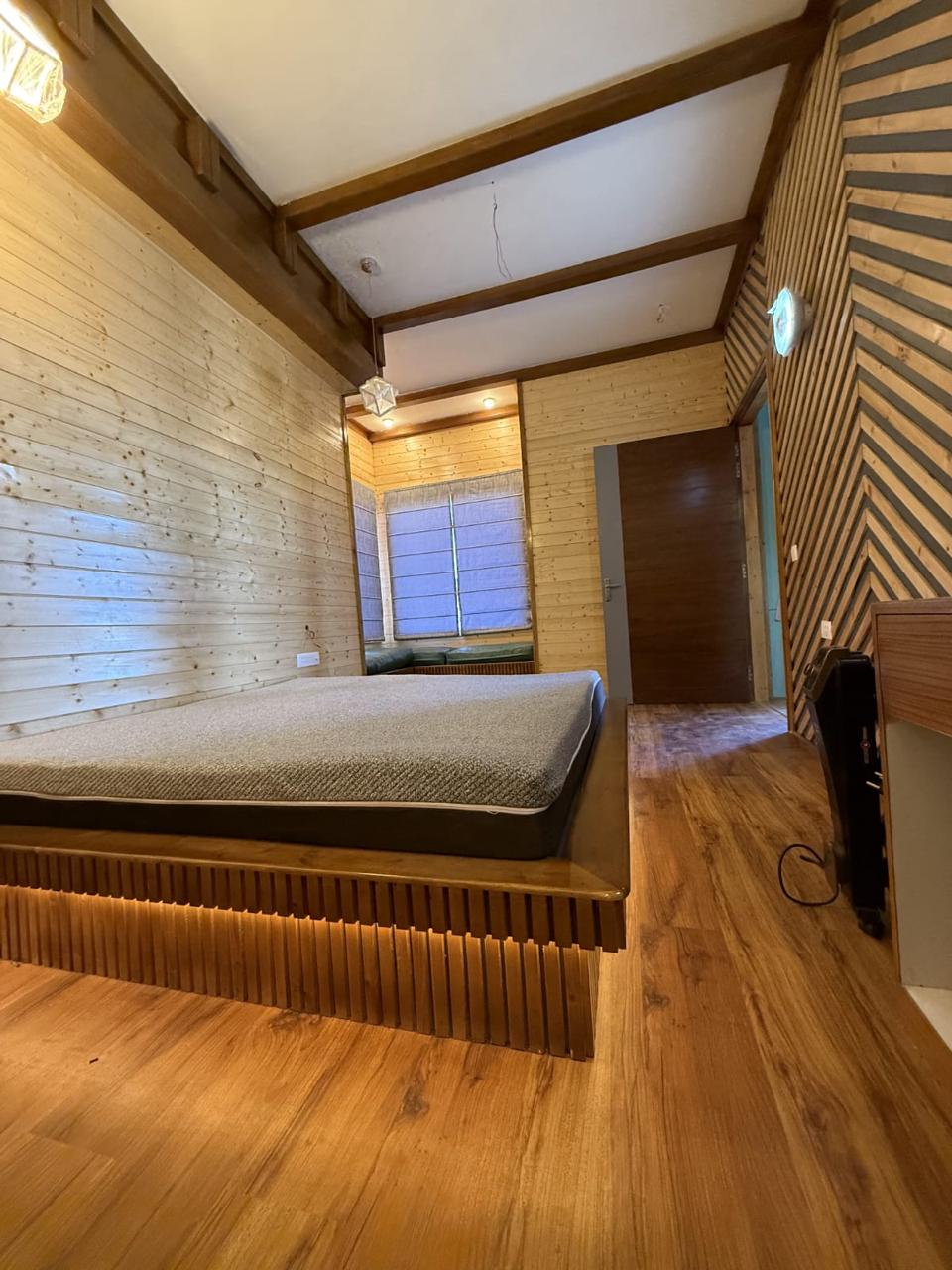 2 Bedrooms, 1 Spacious Living Room